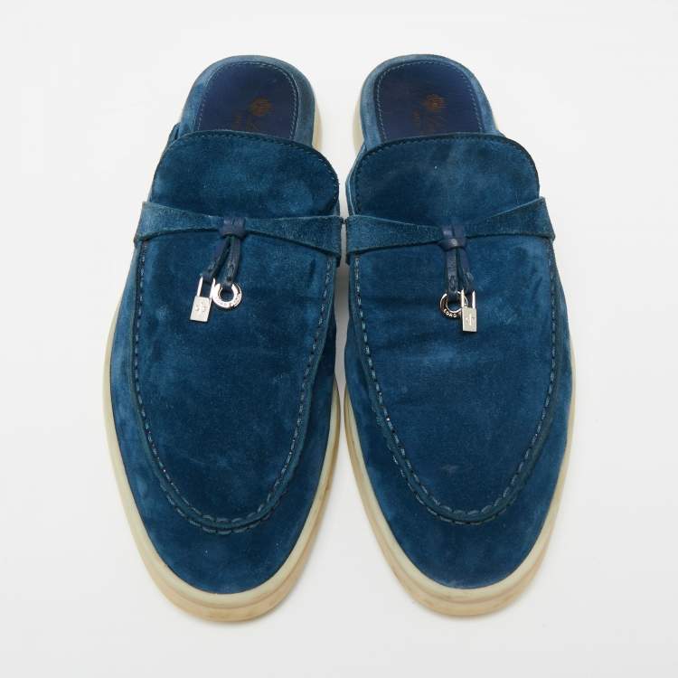 مملوكة مسبقًا Loro Piana Blue Suede Babouche Charms Walk Flat Mules Size 41