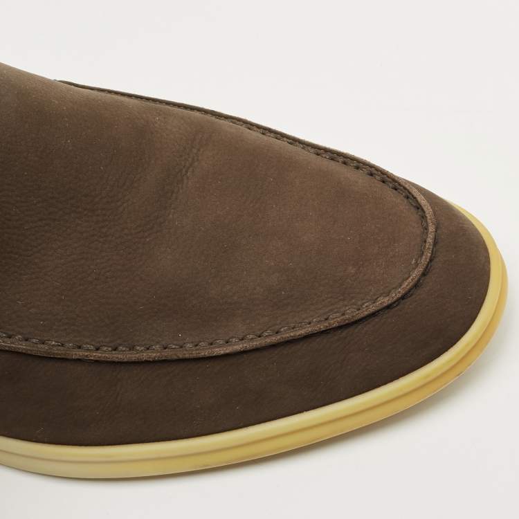 مملوكة مسبقًا Loro Piana Olive Green Nubuck Leather Summer Walk Slip On Loafers Size 43
