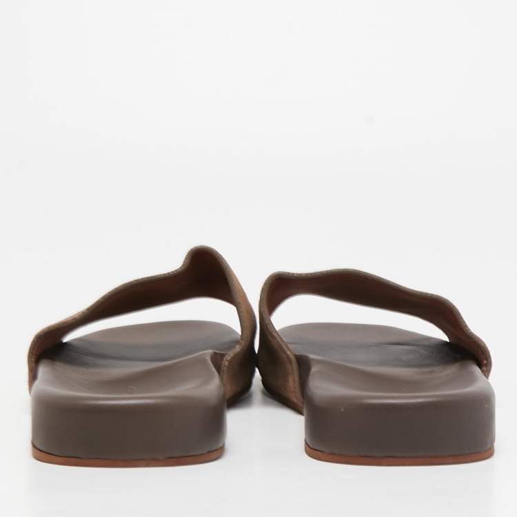 مملوكة مسبقًا Loro Piano Brown Suede Flat Slides Size 44