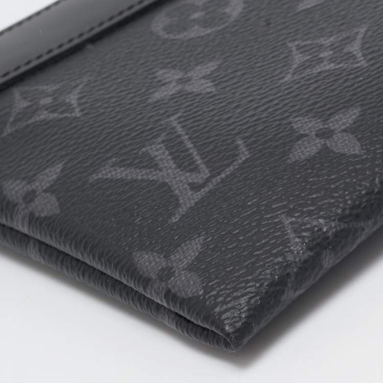 Pre Owned Louis Vuitton Monogram Eclipse Canvas Discovery PM Pochette