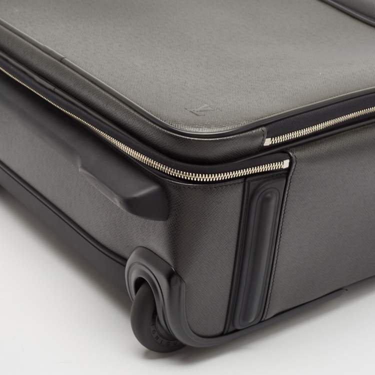 Pre Owned Louis Vuitton Black Taiga Leather Business Pegase 55 Luggage