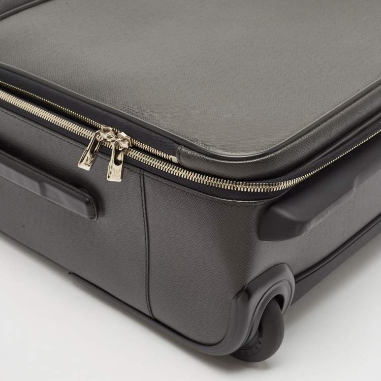 Pre Owned Louis Vuitton Black Taiga Leather Business Pegase 55 Luggage