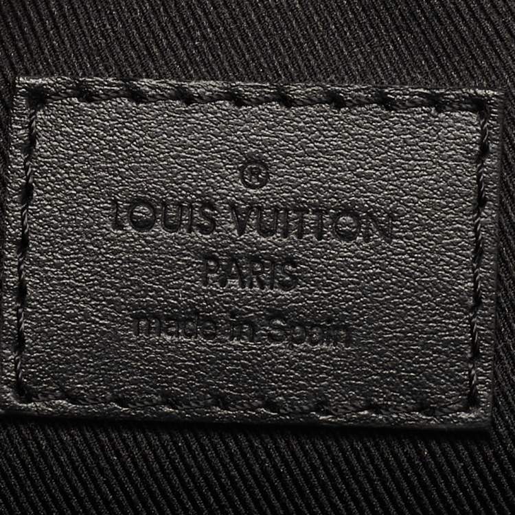 Pre Owned Louis Vuitton Monogram Eclipse Canvas Discovery PM Bumbag