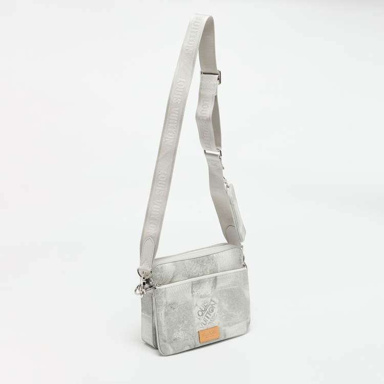 Pre Owned Louis Vuitton Damier Salt Canvas Trio Messenger Bag