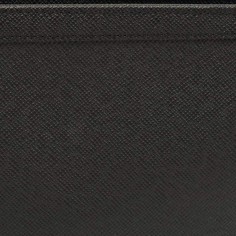 Pre Owned Louis Vuitton Black Taiga Leather Pochette Voyage