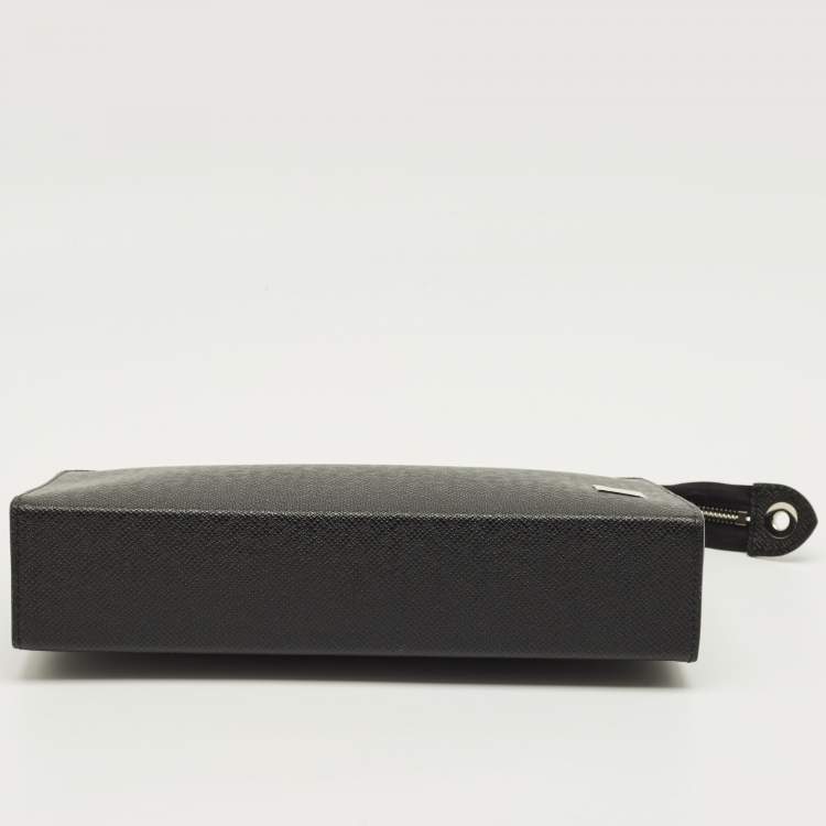 Pre Owned Louis Vuitton Black Taiga Leather Pochette Voyage