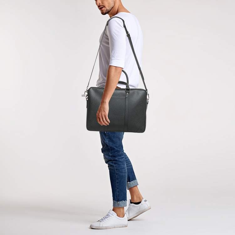 Pre Owned Louis Vuitton Black Taiga Leather Porte Documents Voyage PM Bag