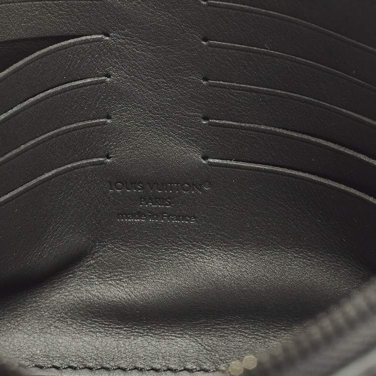 Pre Owned Louis Vuitton Kasai Black Monogram Shadow Embossed Leather Pochette 