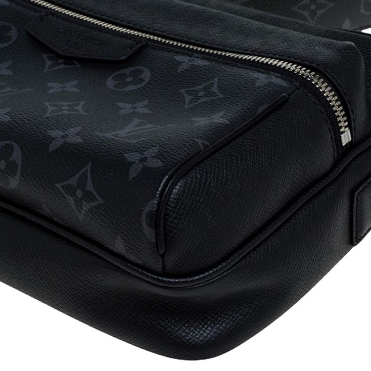 Pre Owned Louis Vuitton Black Taiga Leather and Monogram Eclipse Canvas Outdoor Messenger Bag