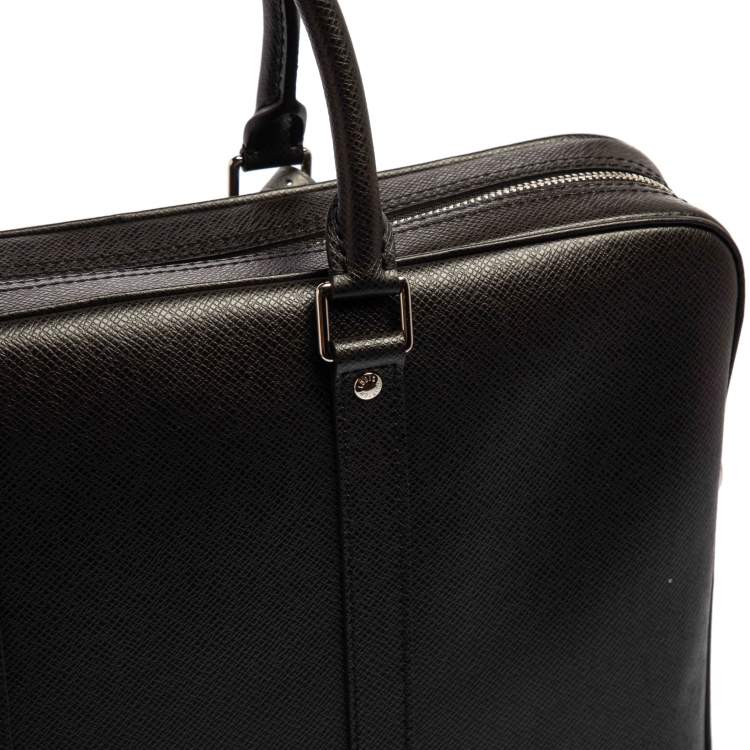 Pre Owned Louis Vuitton Black Taiga Leather Porte Documents Voyage PM Bag