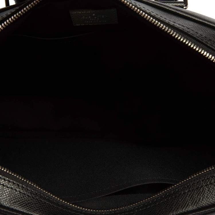 Pre Owned Louis Vuitton Black Taiga Leather Porte Documents Voyage PM Bag