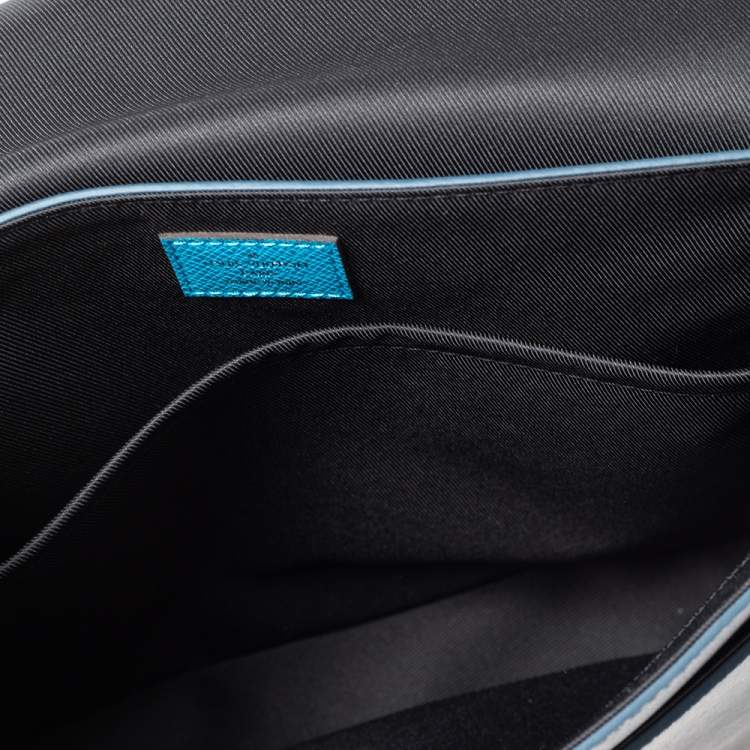 Pre Owned Louis Vuitton Blue Marine Taiga Leather Roman PM Bag