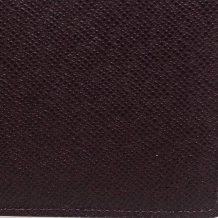 Pre Owned Louis Vuitton Brown Taiga Leather Bifold Wallet