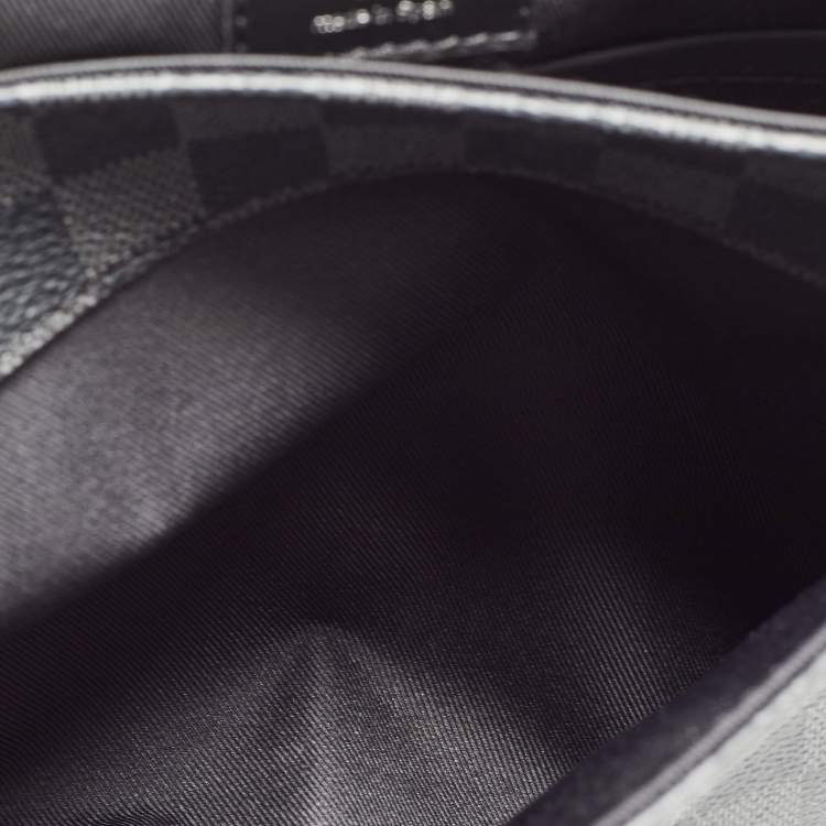 Pre Owned Louis Vuitton Damier Graphite Canvas District PM Bag