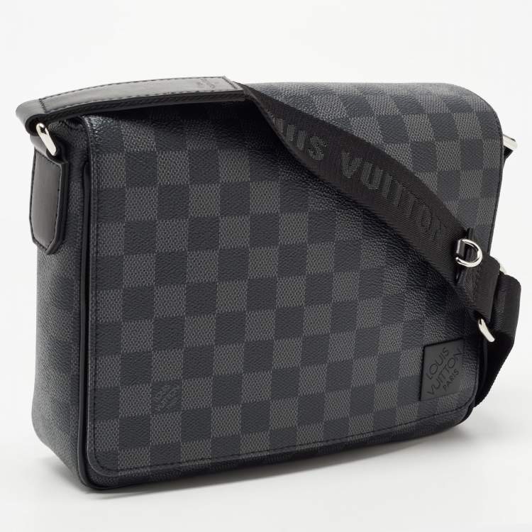 Pre Owned Louis Vuitton Damier Graphite Canvas District PM Bag