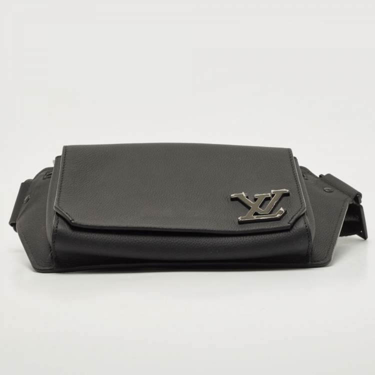 Pre Owned Louis Vuitton Black Leather LV Aerogram Slingbag