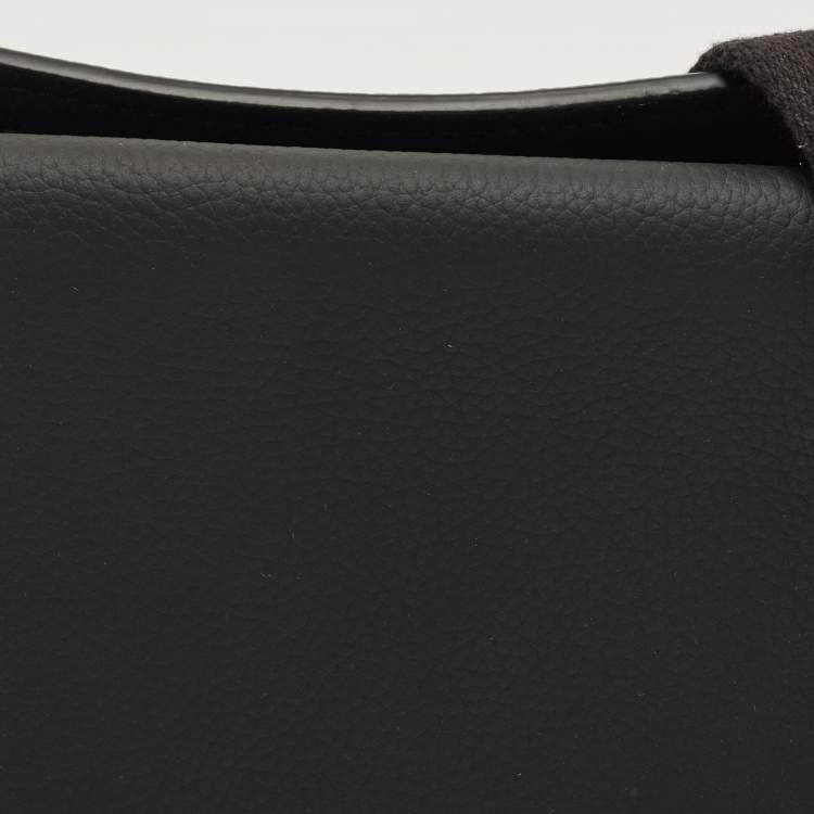 Pre Owned Louis Vuitton Black Leather LV Aerogram Slingbag