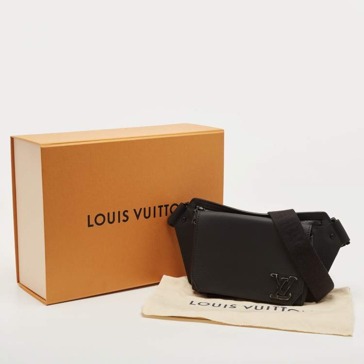 Pre Owned Louis Vuitton Black Leather LV Aerogram Slingbag