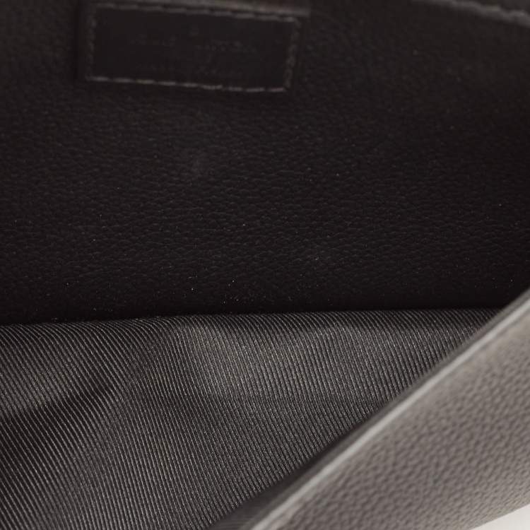 Pre Owned Louis Vuitton Black Leather LV Aerogram Slingbag