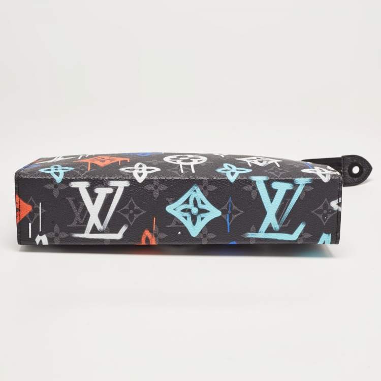 Pre Owned Louis Vuitton Graffiti Monogram Eclipse Canvas Pochette Voyage MM
