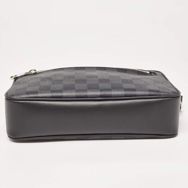 Pre Owned Louis Vuitton Damier Graphite Canvas Kasai Pochette