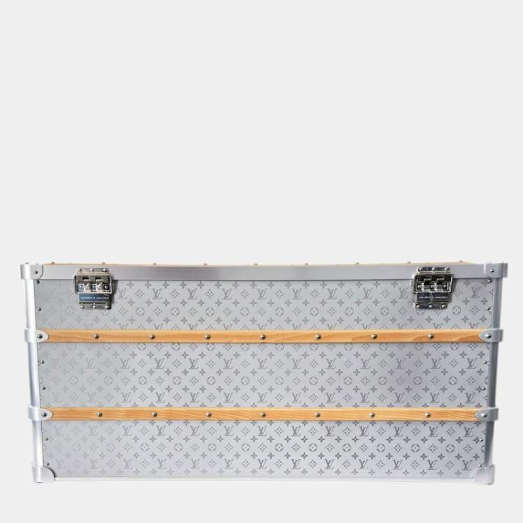 Pre Owned Louis Vuitton Silver Monogram Aluminium Malle Courrier 110 Trunk