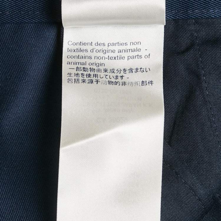 مملوكة مسبقًا شورت لويس فويتون كحلي غاباردين إصدار ستابلز مقاس صغير/ خصر ٣٣ بوصة