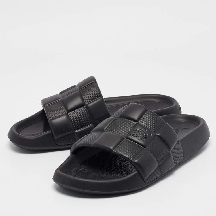 Pre Owned Louis Vuitton Black Rubber Waterfront Slide Sandals Size 43