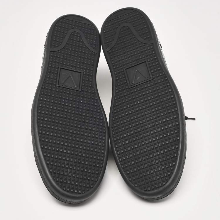 Pre Owned Louis Vuitton Black Crocodile Leather Frontrow Lace Up Sneakers Size 44