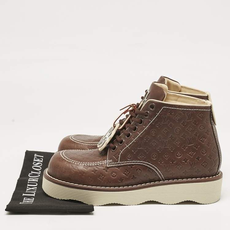 Pre Owned Louis Vuitton Brown Monogram Leather LV Waves High Derby Size 44