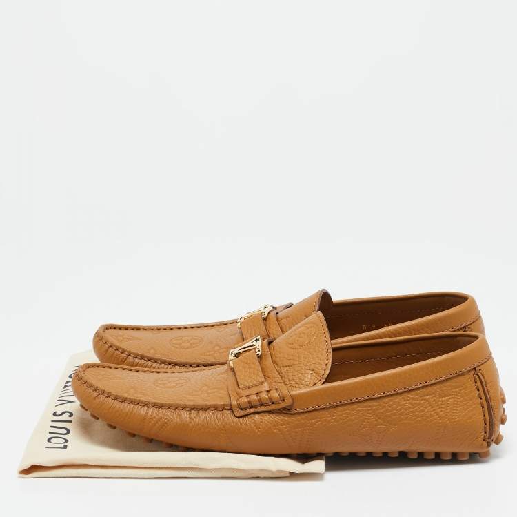 مملوكة مسبقًا Louis Vuitton Beige Maxi Monogram Perforated Leather Hockenheim Loafers Size 43