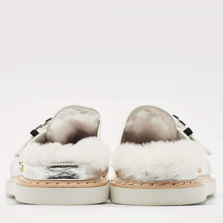 Pre Owned Louis Vuitton Metallic Silver Leather LV Easy Flat Mules Size 45