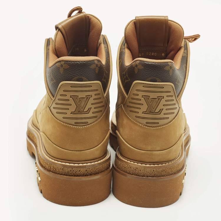 Pre Owned Louis Vuitton Oberkampf Size 38 Brown Nubuck Leather Combat Boots