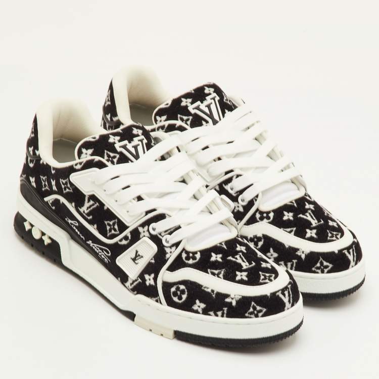 Pre Owned Louis Vuitton LV Trainer Size 41 Black/White Monogram Velvet and Leather Sneakers