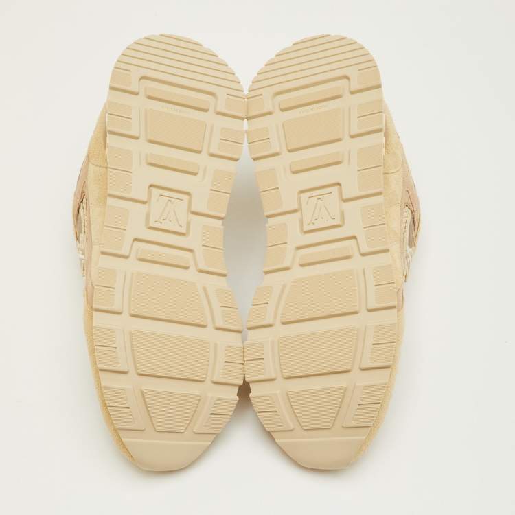 Pre Owned Louis Vuitton Run Away Size 41.5 Beige Suede and Mesh Low Top Sneakers