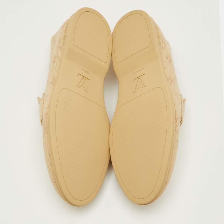 Pre Owned حذاء لوفرز لوي فيتون سليب أون قماش مونوغرام بيج مقاس 41