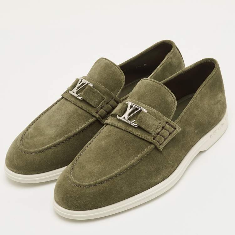 مملوكة مسبقًا Louis Vuitton Estate Size 41.5 Olive Green Suede Slip On Loafers