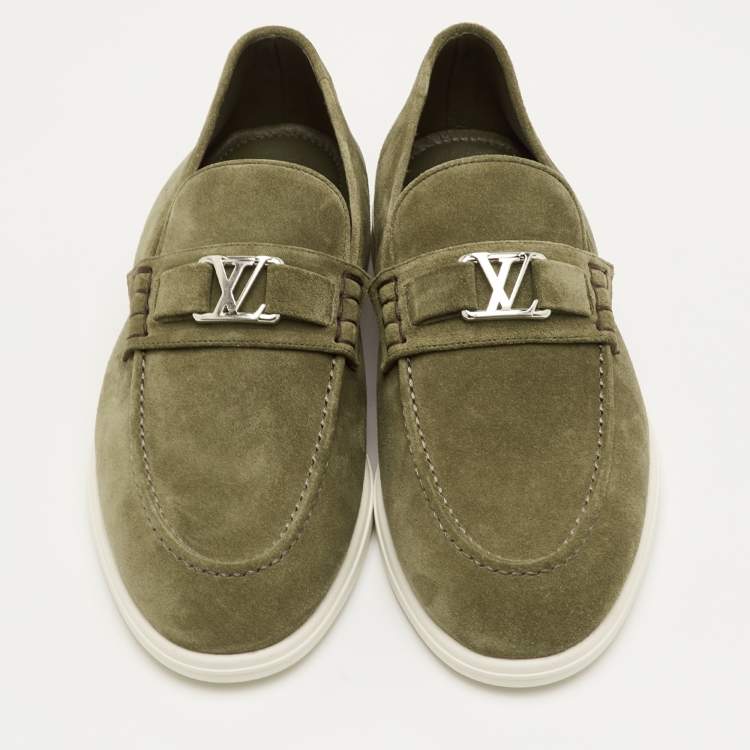 مملوكة مسبقًا Louis Vuitton Estate Size 41.5 Olive Green Suede Slip On Loafers