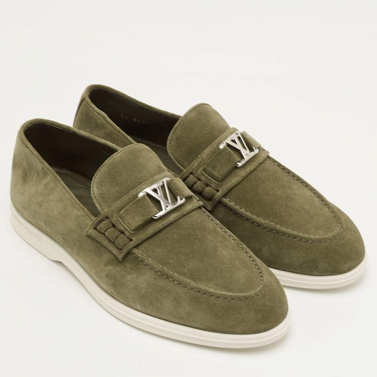 مملوكة مسبقًا Louis Vuitton Estate Size 41.5 Olive Green Suede Slip On Loafers
