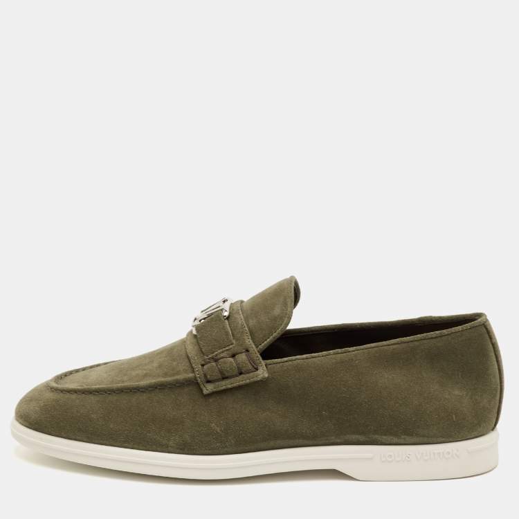 مملوكة مسبقًا Louis Vuitton Estate Size 41.5 Olive Green Suede Slip On Loafers