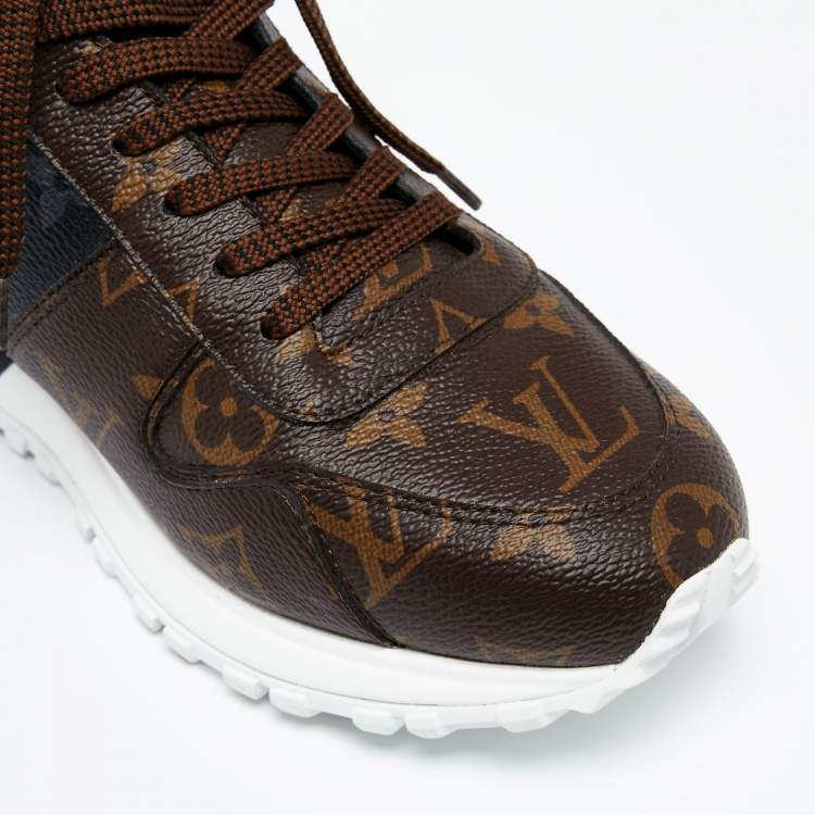 Pre Owned Louis Vuitton Tri-Color Monogram Canvas Run Away Sneakers Size 39