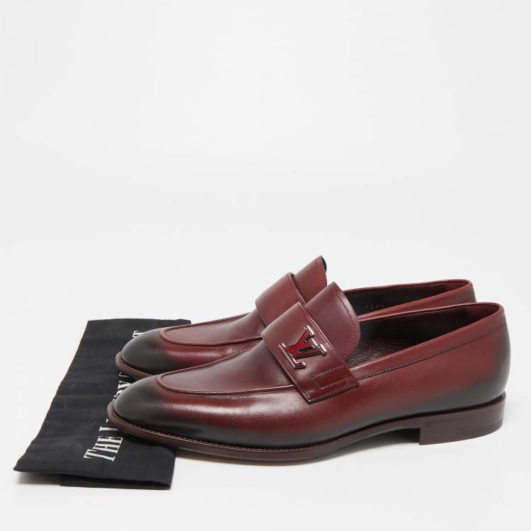 Pre Owned Louise Vuitton Burgundy/Black Leather Slip On Loafers Size 41