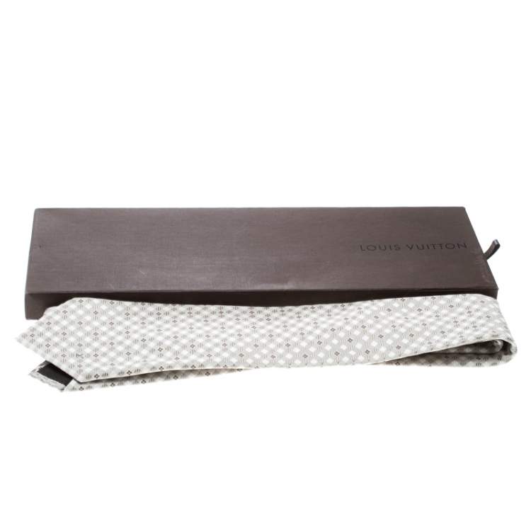 مملوكة مسبقًا Louis Vuitton Beige and Cream Checked Monogram Patterned Silk Jacquard Tie