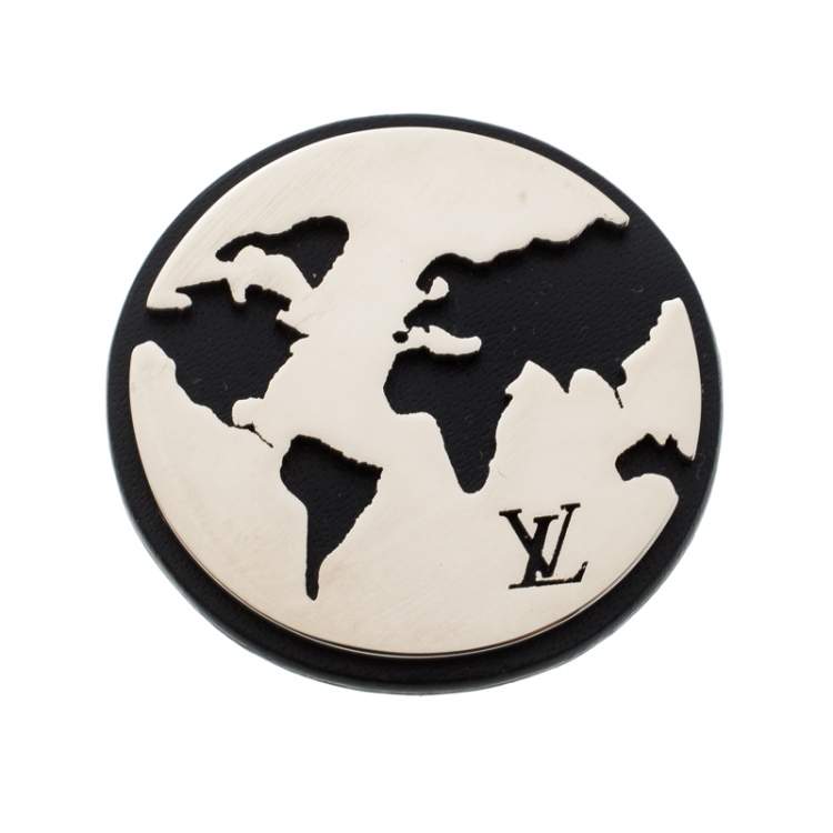 Vuitton Scarf World Map  For Sale on 1stDibs  louis vuitton world map  scarf map of the world scarf