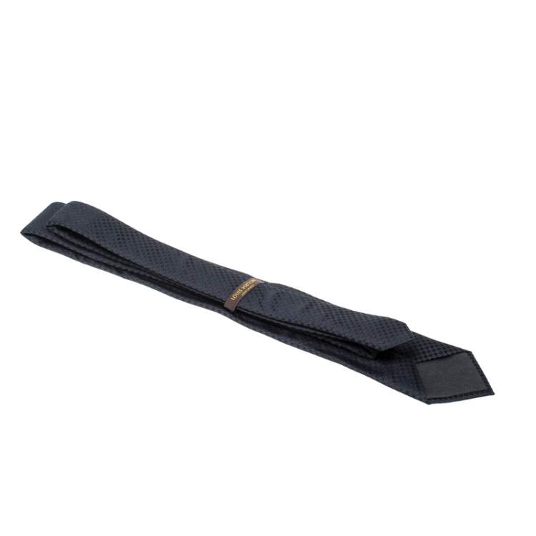 مملوكة مسبقًا Louis Vuitton Navy Blue Petit Damier Silk Jacquard Skinny Tie 