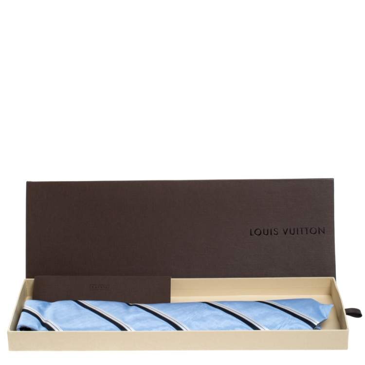 مملوكة مسبقًا Louis Vuitton Blue Diagonal Striped Classic Silk Tie