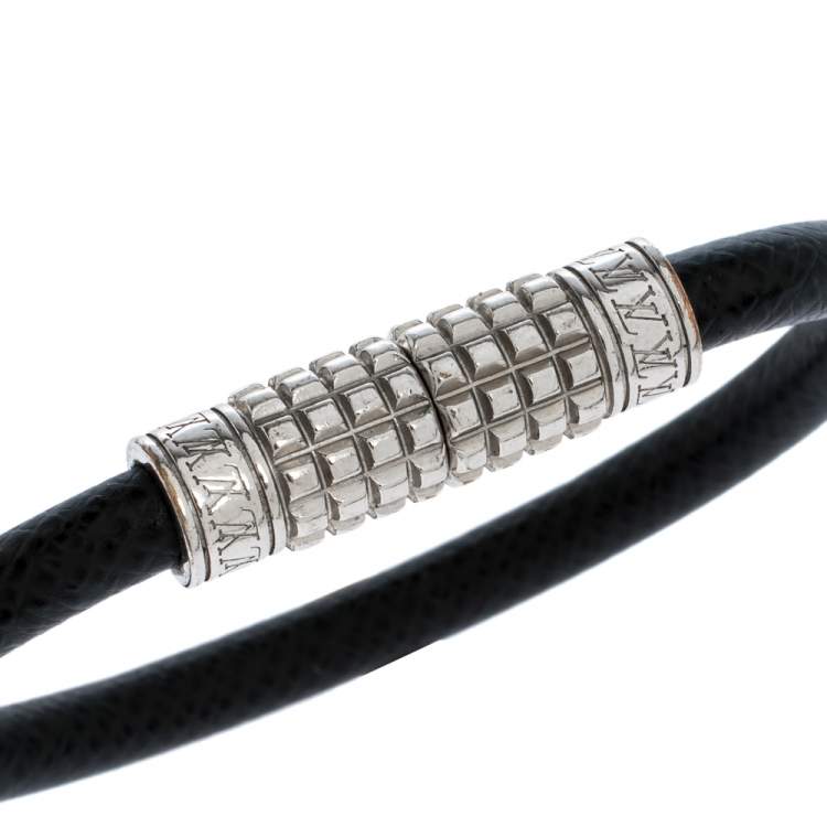 Pre Owned Louis Vuitton Taiga Leather Digit Palladium Plated Bracelet