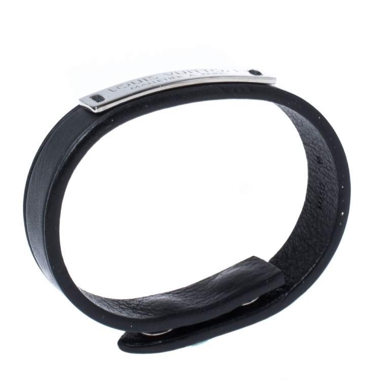 Louis Vuitton Clip It Bracelet Black Leather. Size 19