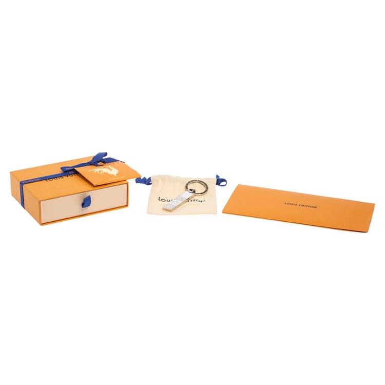 Pre Owned Louis Vuitton Silver Tone Damier Key Ring