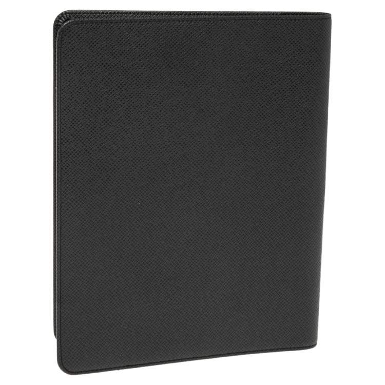 Pre Owned Louis Vuitton Black Taiga Leather Desk Agenda Cover